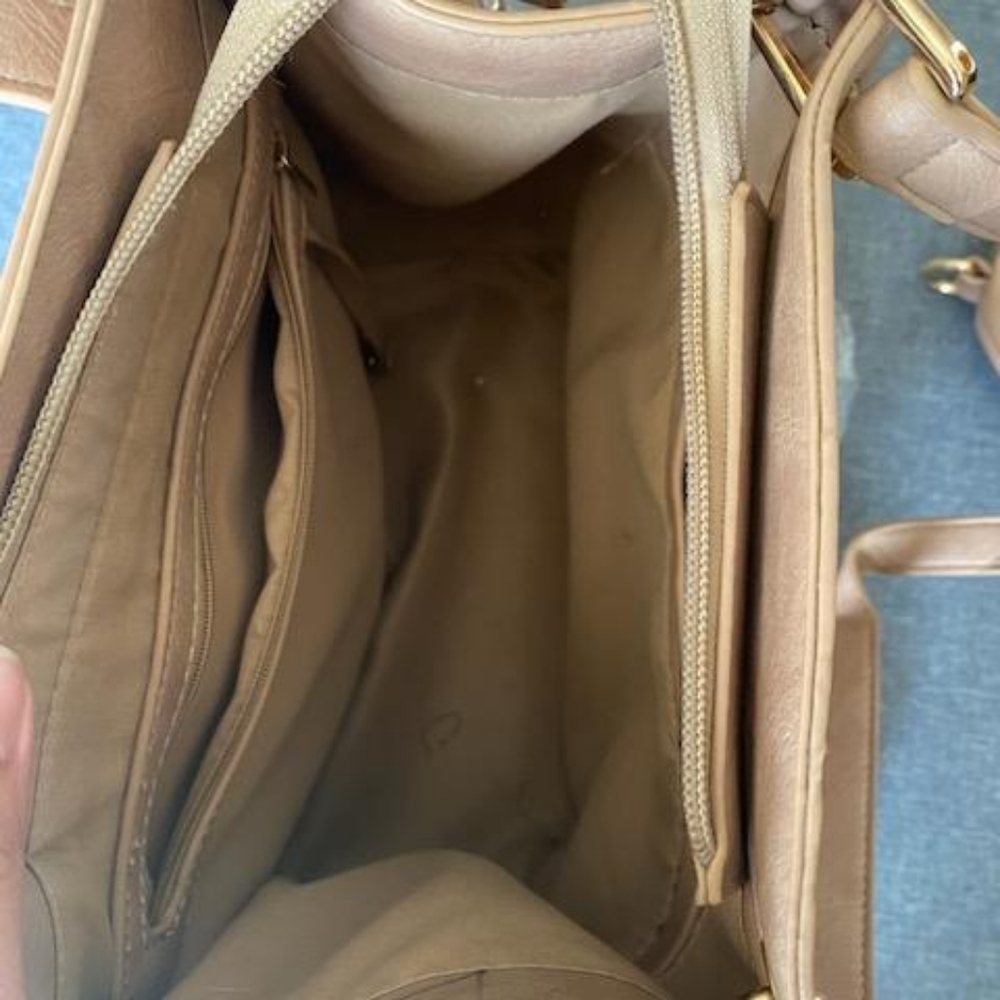 Handbag - Picture 4 of 5